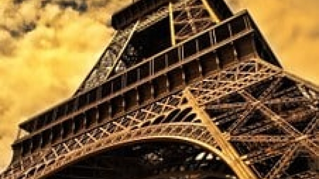 Faut Il Travailler A Paris Pour Etre Influenceur ?