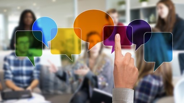 Comment Communiquer Avec Les Influenceurs Sur Les Réseaux Sociaux ?